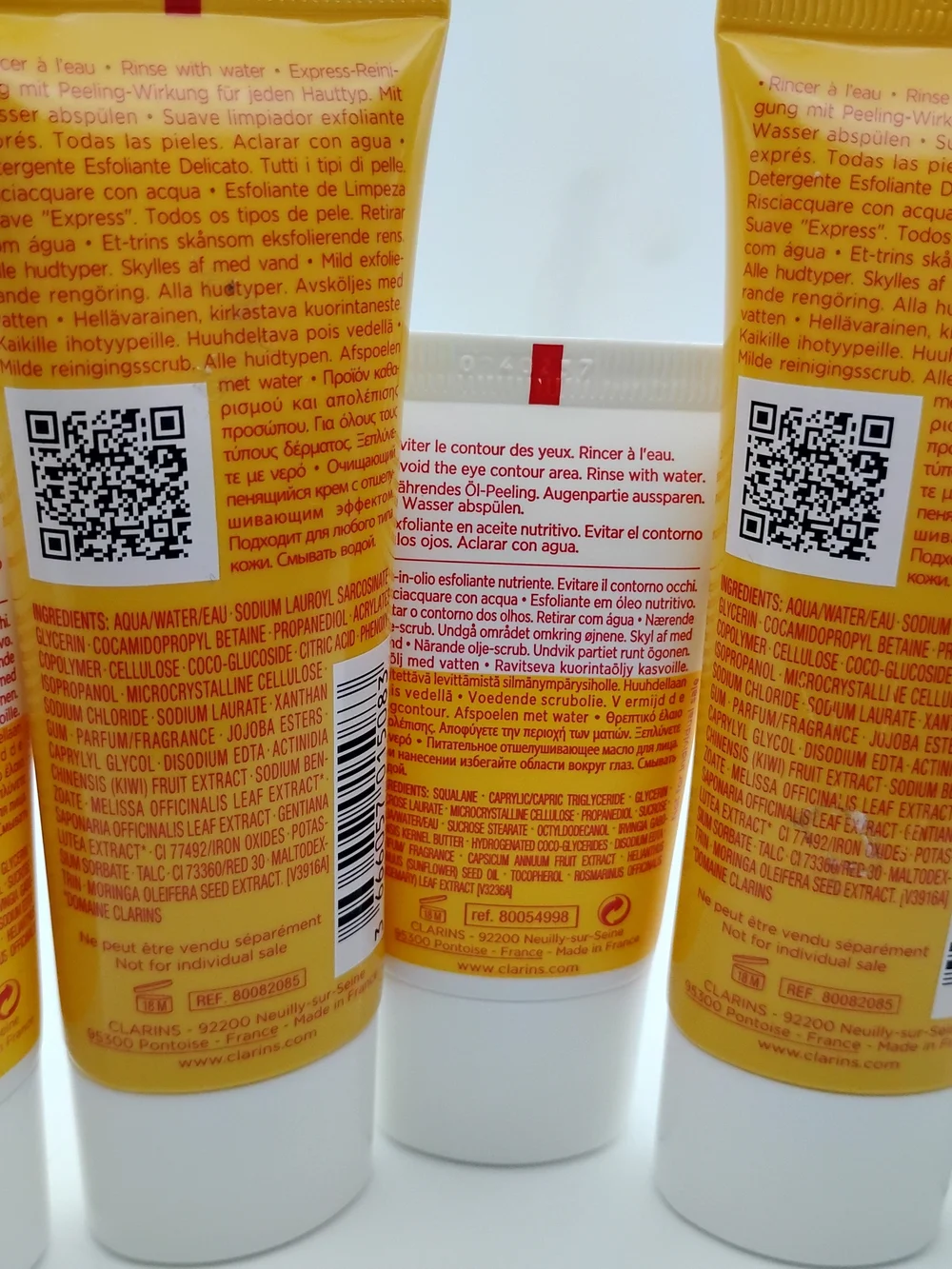 2 Clarins One-Step Gentle Exfoliating Cleanser & 3 Comfort Scrub Nourishing Oil